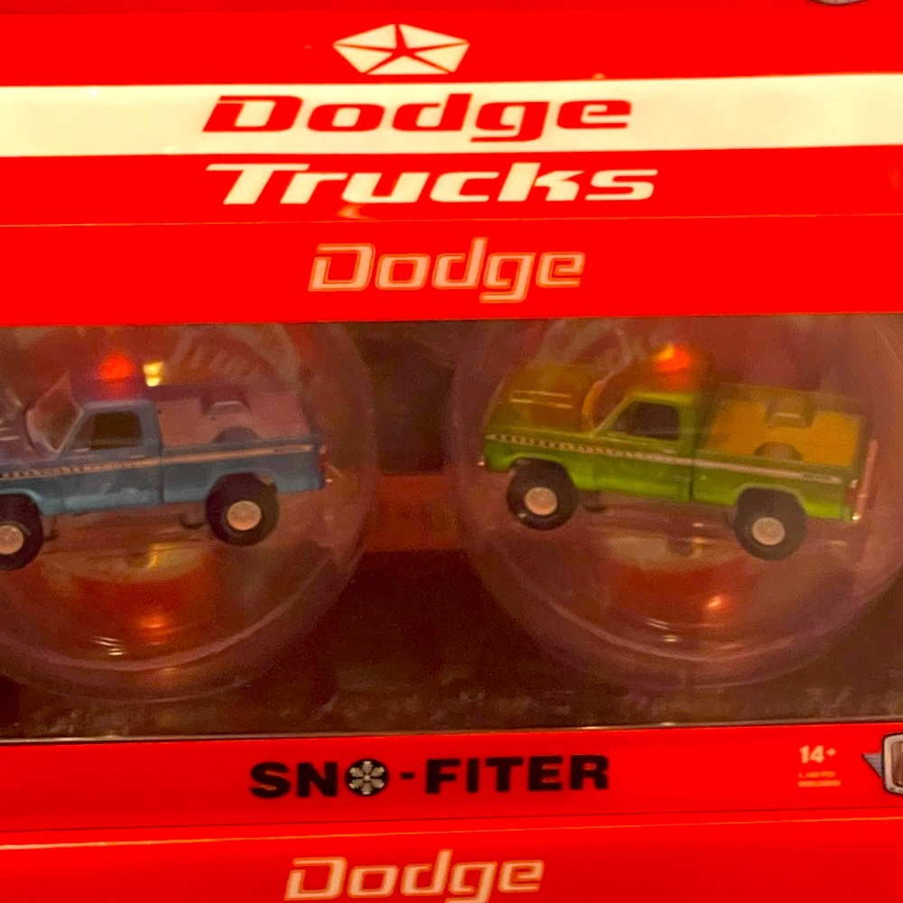 M2 Machines - Dodge Truck Christmas Ornaments - 2 Pack 1/64 Scale - Walmart Excl